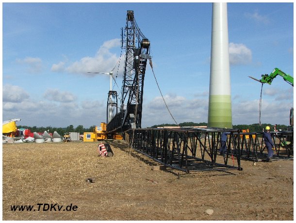 Gottwald AK 450 von Bracht im Windpark Detmold