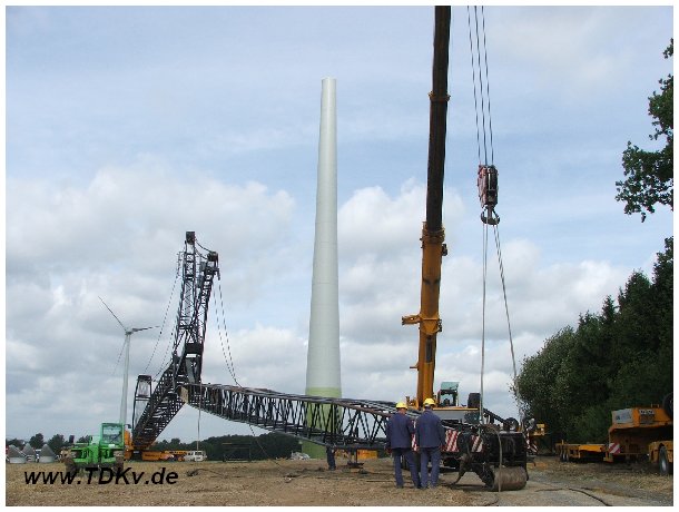 Gottwald AK 450 von Bracht im Windpark Detmold