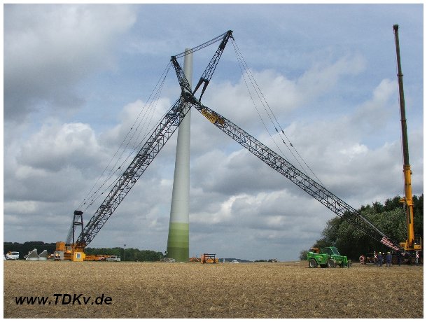 Gottwald AK 450 von Bracht im Windpark Detmold