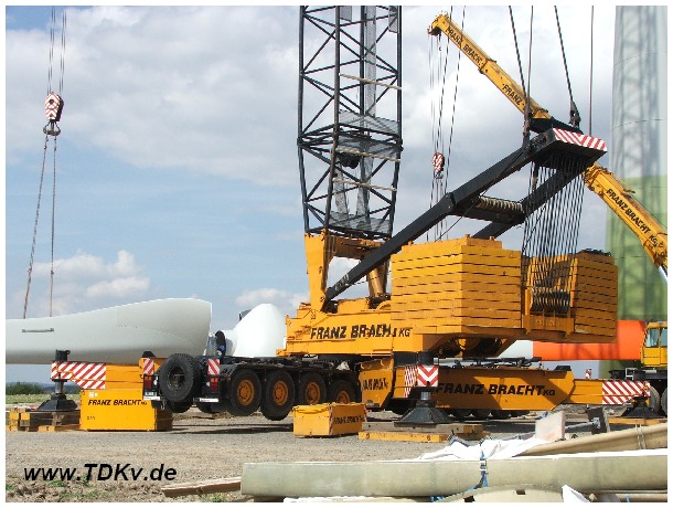 Windradmontage mit Gottwald AK 450 von Bracht Autokrane